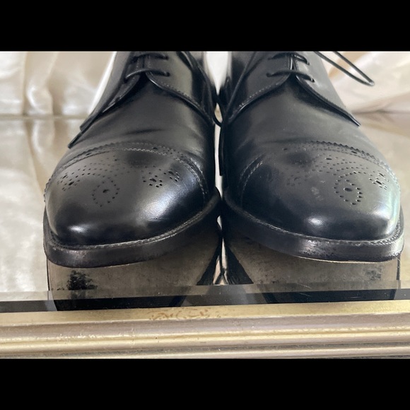 Santoni black Oxfords 8 D pre owned. main image 5